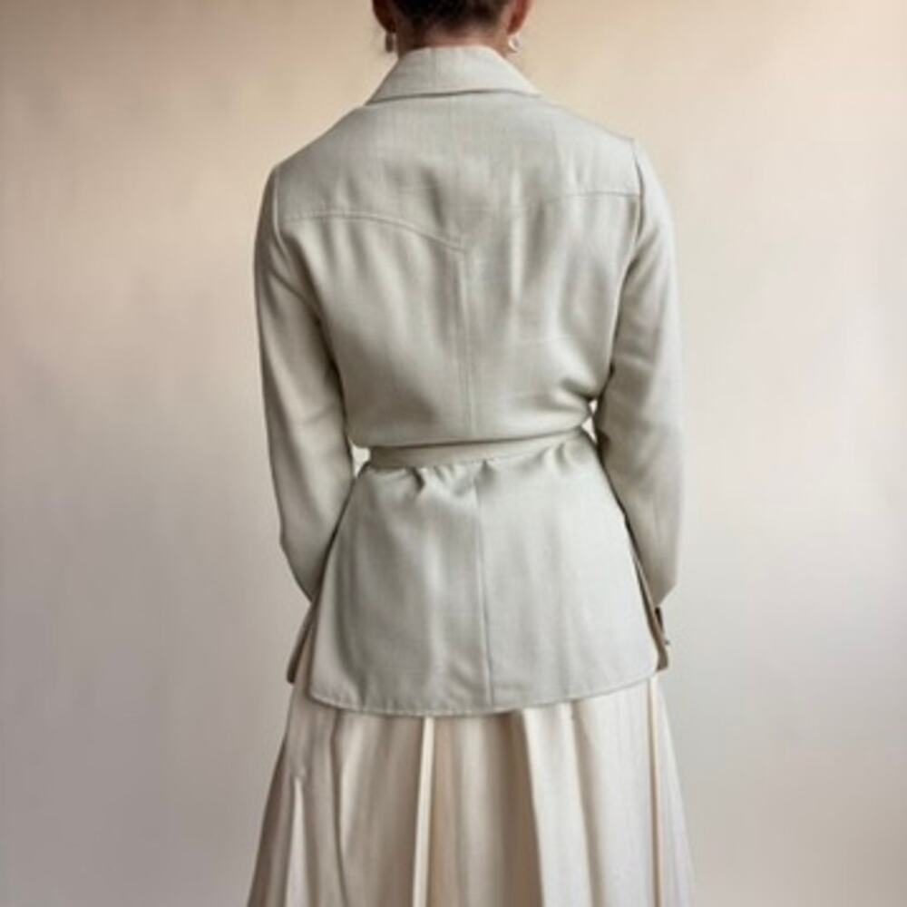 Larry Levine New York Tan Belted Field Jacket - Lightweight Cropped, Size Small - Picture 4 of 7